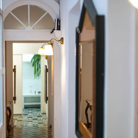Apartman Sh Casa Buda Gran En El Centro *